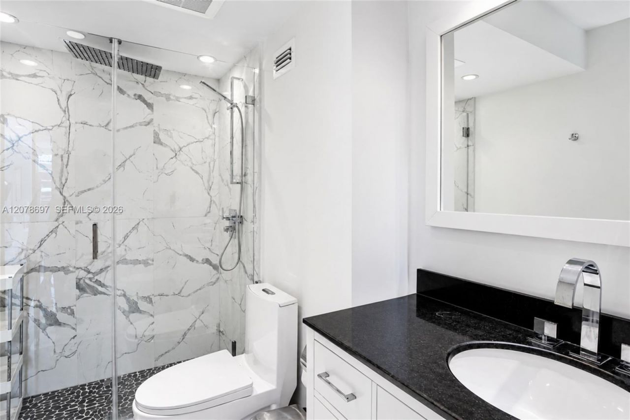 100 Lincoln Rd, Unit 1223, Miami Beach, FL 33139 Photo