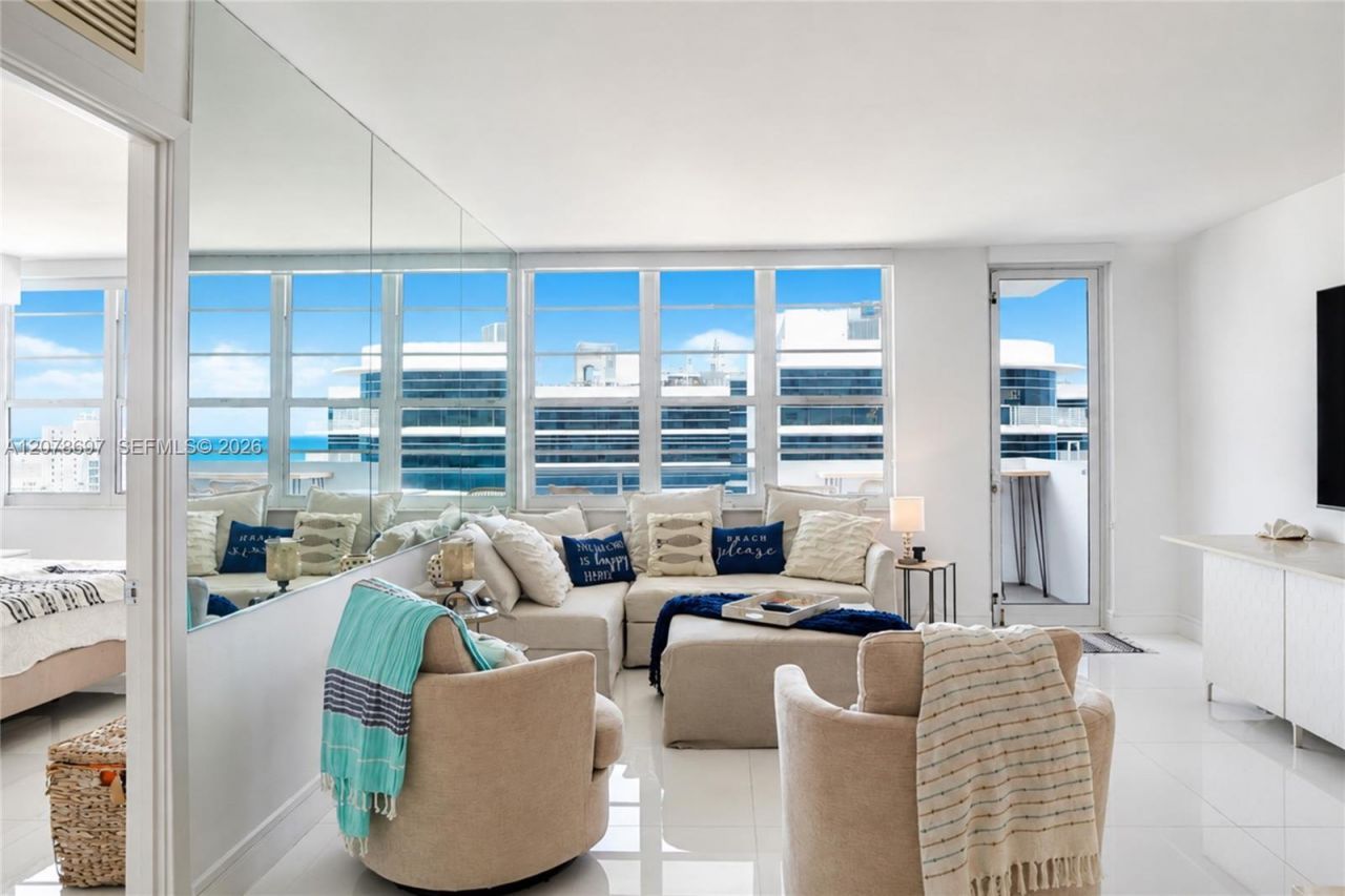 100 Lincoln Rd, Unit 1223, Miami Beach, FL 33139 Photo