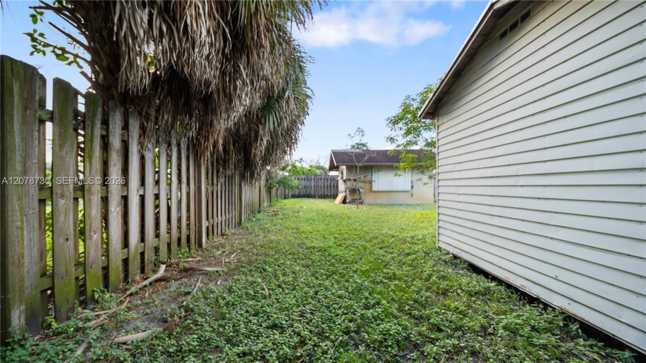 1038 NW 11th Ct , Fort Lauderdale, FL 33311 Photo