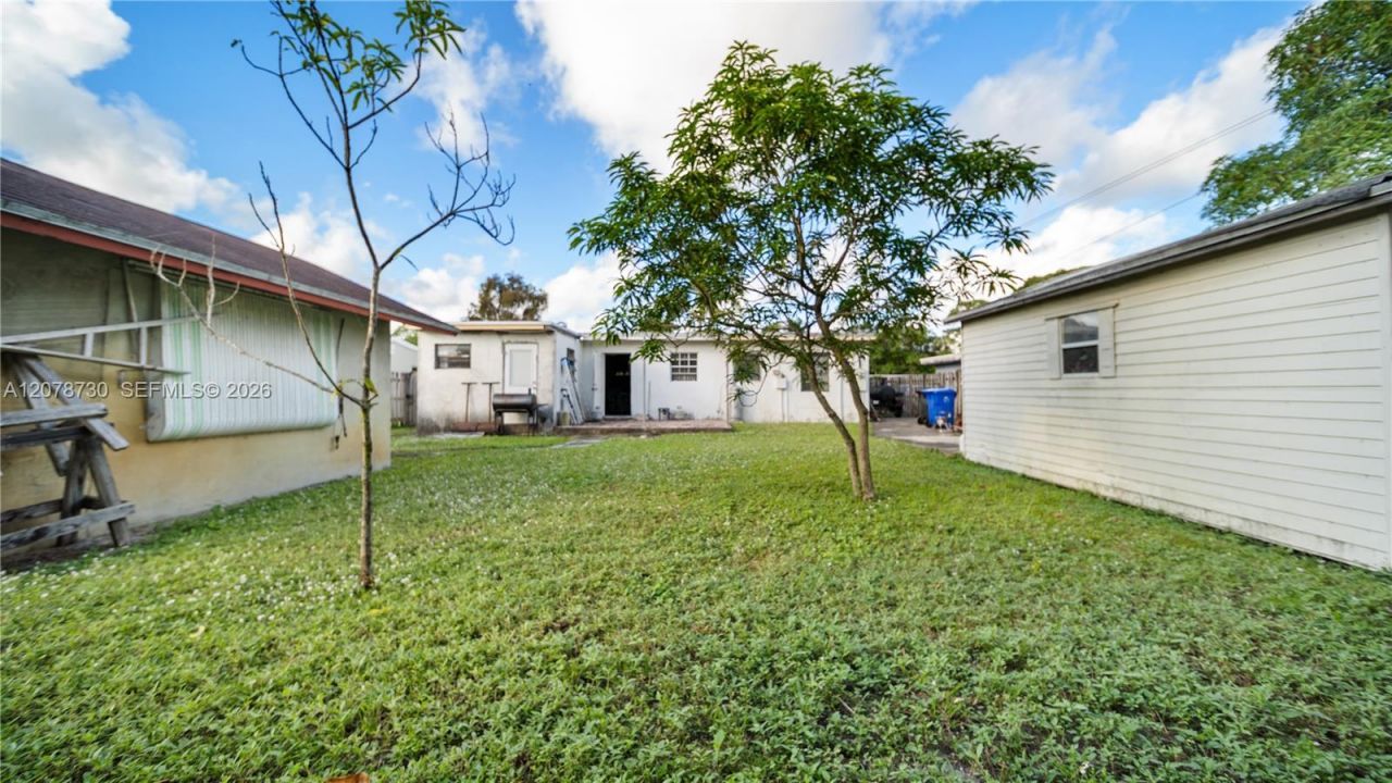 1038 NW 11th Ct , Fort Lauderdale, FL 33311 Photo