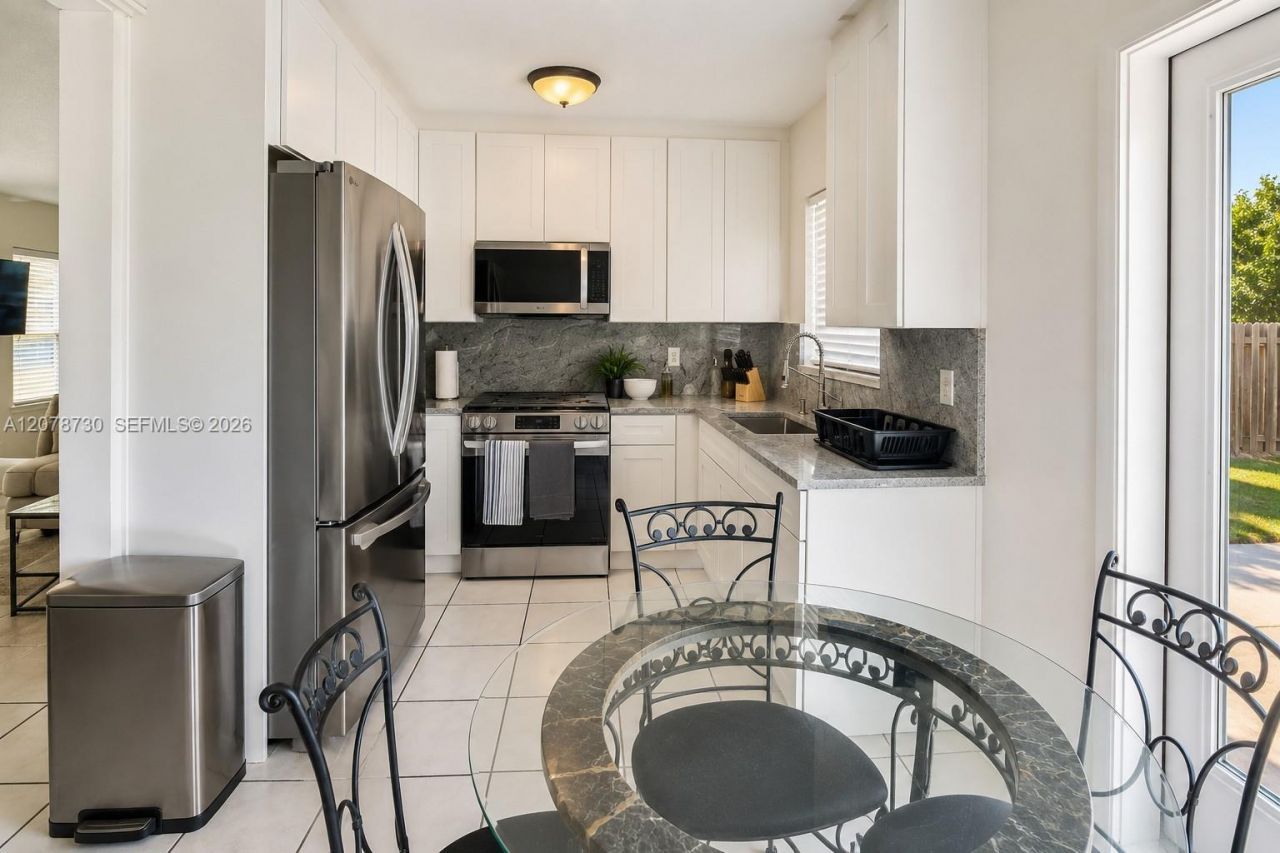 1038 NW 11th Ct , Fort Lauderdale, FL 33311 Photo