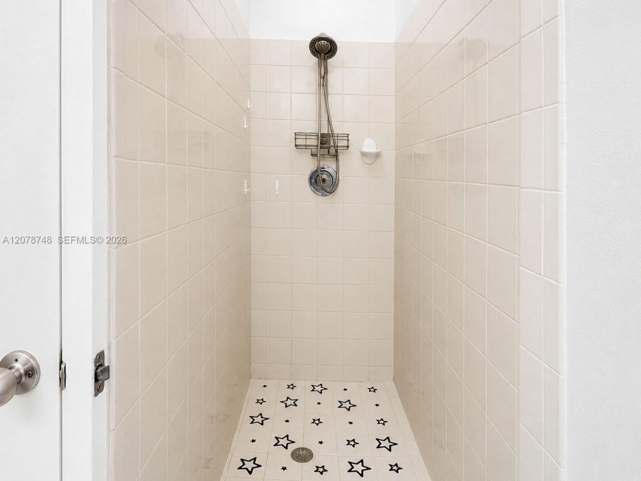 8210 NW 191st Ln , Unit 19L, Hialeah, FL 33015 Photo