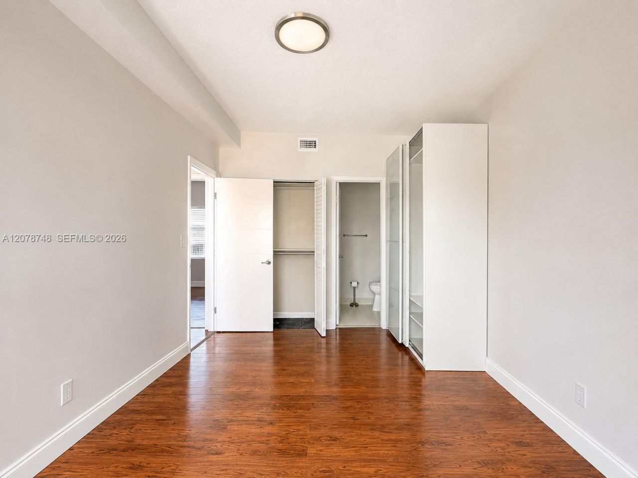 8210 NW 191st Ln , Unit 19L, Hialeah, FL 33015 Photo