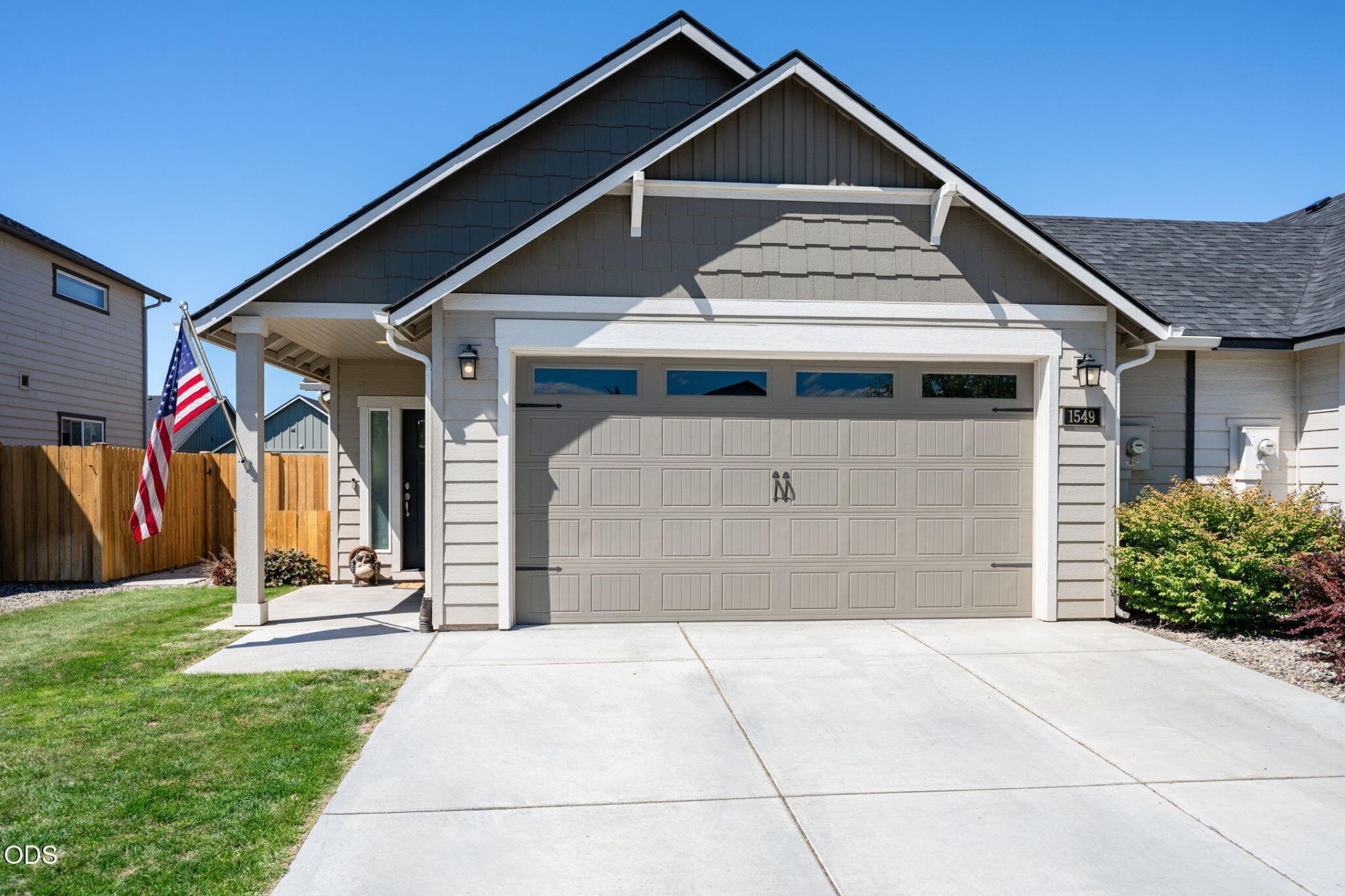 1549 NW Upas Place, Redmond, OR 97756 Main Photo