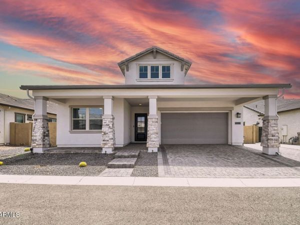 5931 E REDMONT Drive, Mesa, AZ 85215