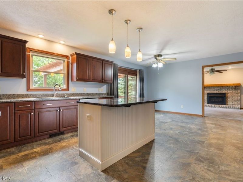 7284 Sugarwood Road NE, Canton, OH 44721 Photo 12