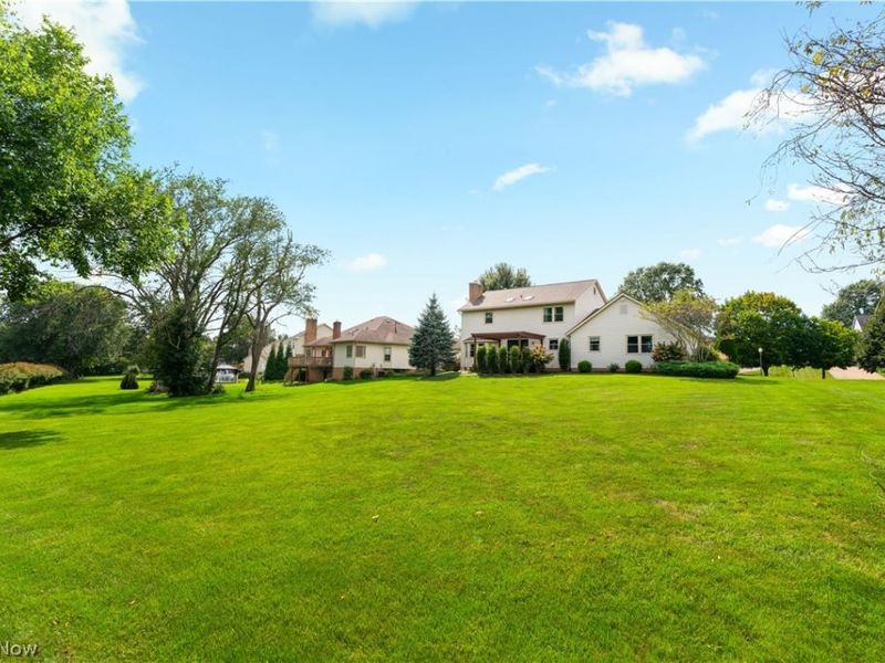 7284 Sugarwood Road NE, Canton, OH 44721 Photo 5