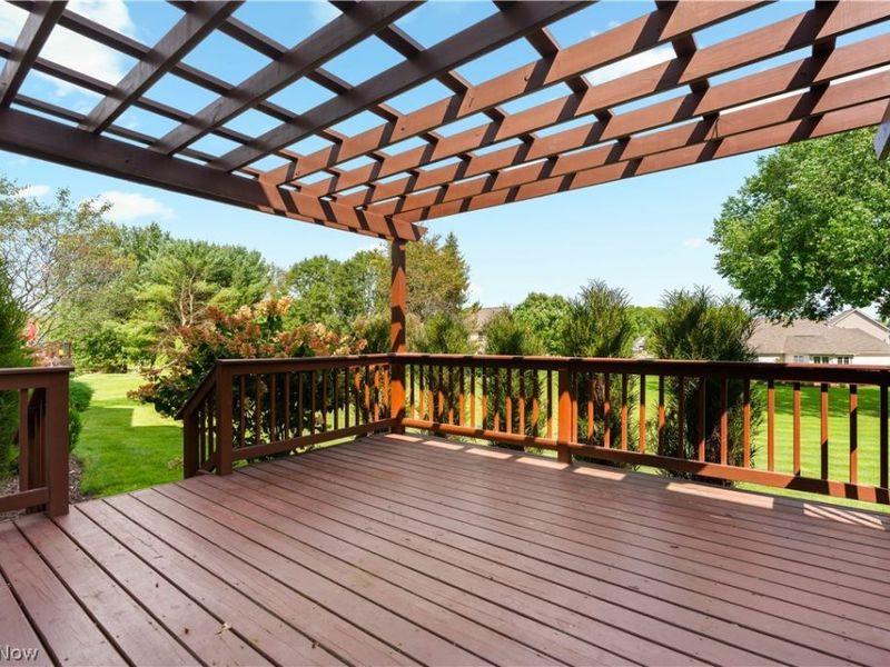 7284 Sugarwood Road NE, Canton, OH 44721 Photo 6