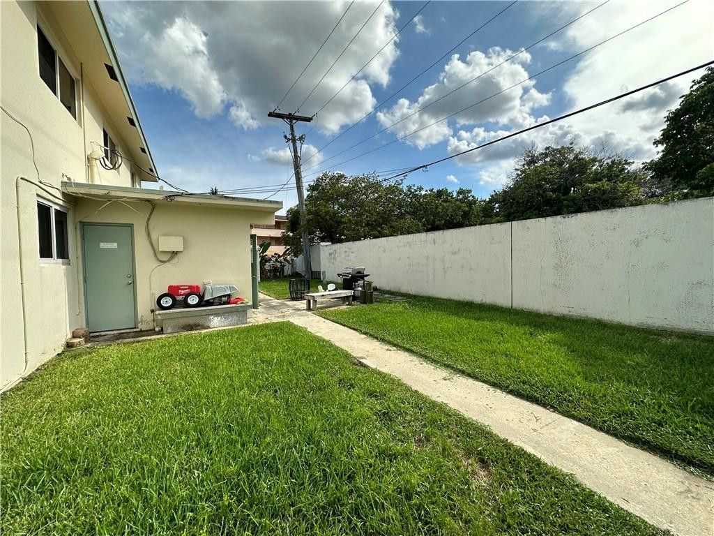 4731 NE 21st Terrace, Unit 3, Lighthouse Point, FL 33064 Photo