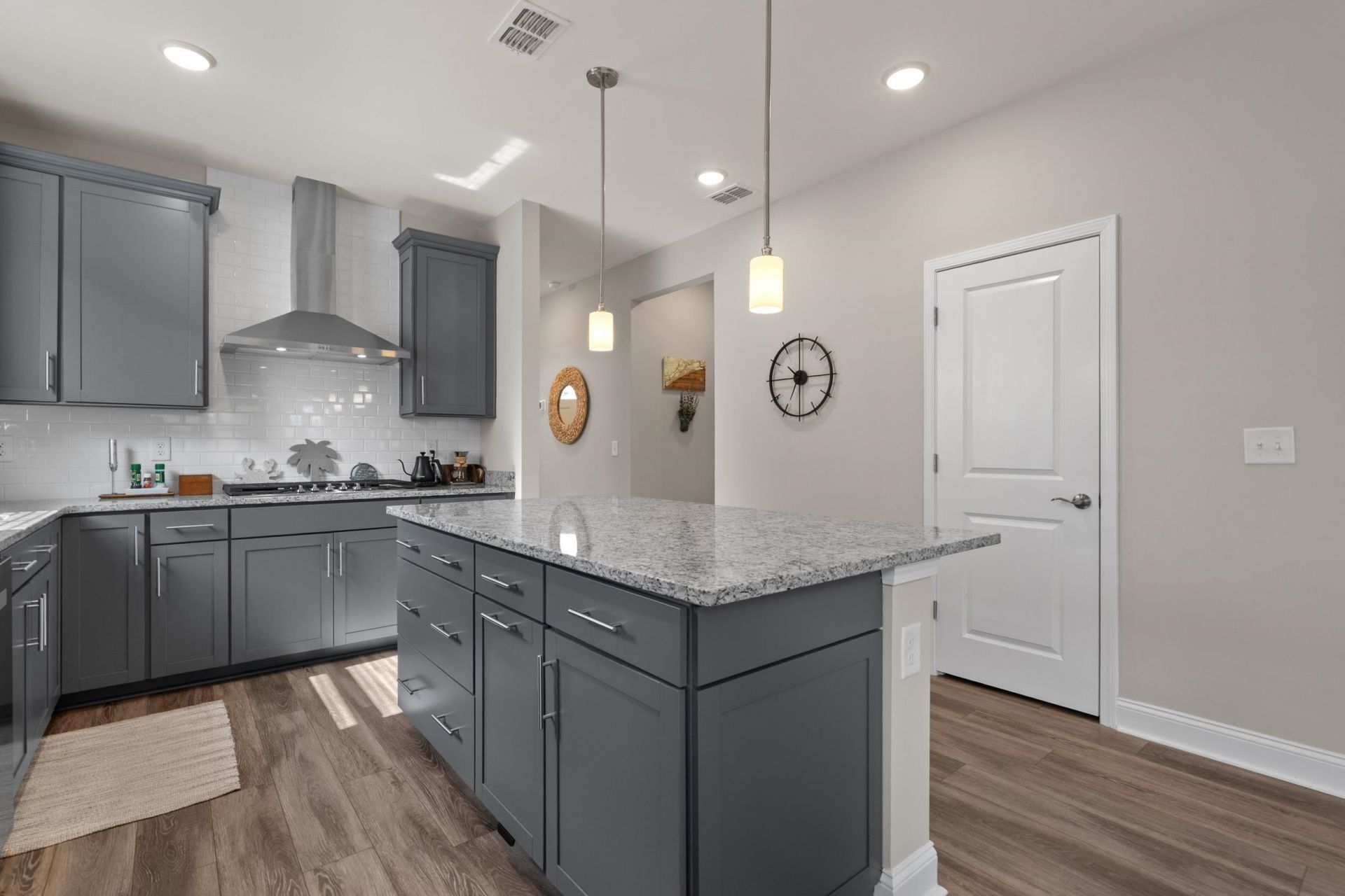 1408 Littleleaf Loop Photo 18