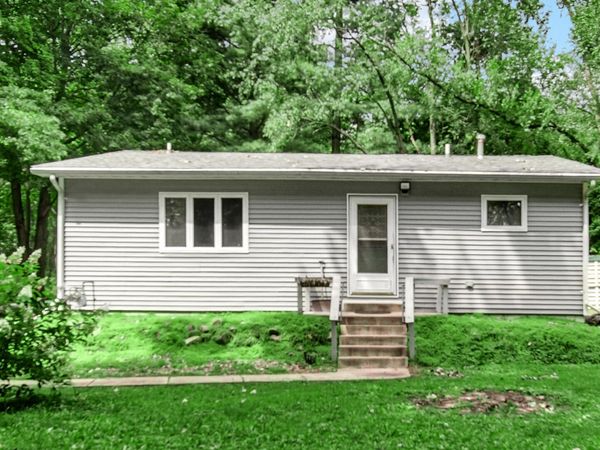 101 Highland Drive , Walkerton, IN 46574
