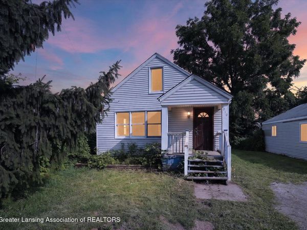 1010 Dunlap Street, Lansing, MI 48910