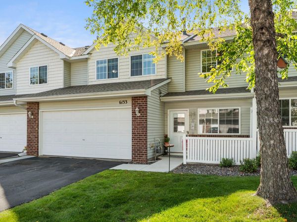 6133 Maclynn Avenue NE, Albertville, MN 55301
