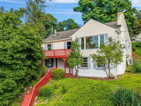 117 Springbrook Trl, Sparta, NJ 07871