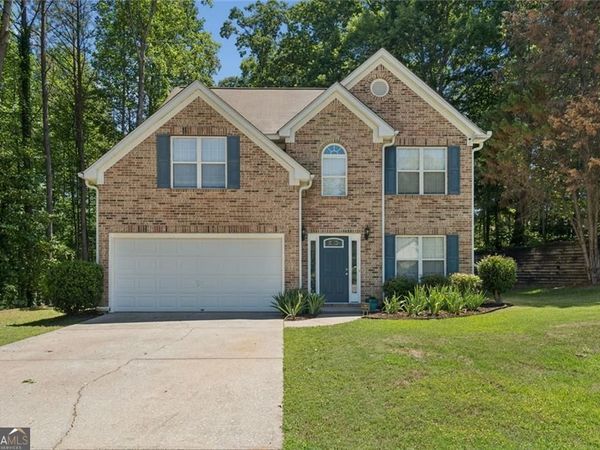 954 Wandering Vine Drive SE, Mableton, GA 30126