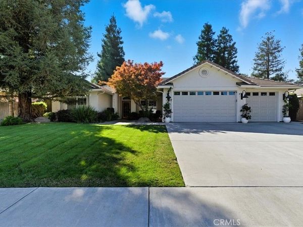 4623 W Grove, Visalia, CA 93291
