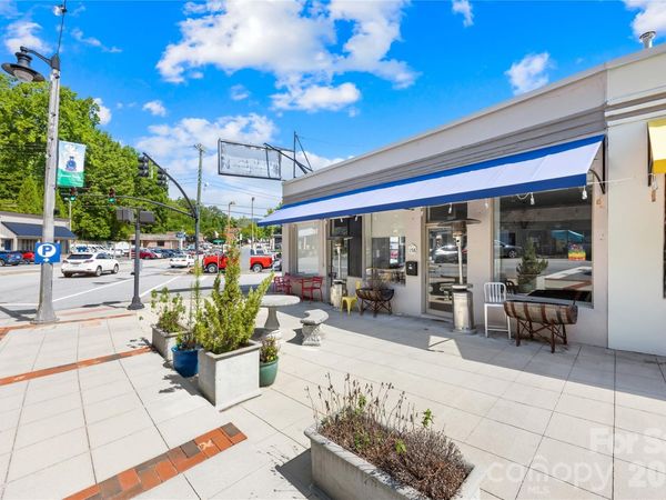 158,148 N Trade Street, Tryon, NC 28782