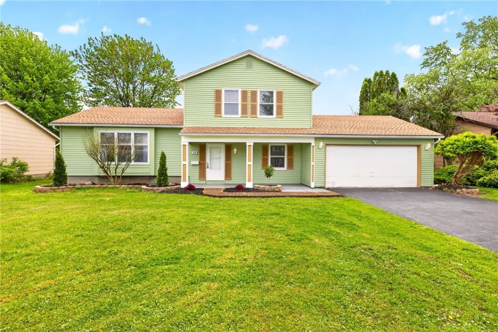 130 Troutbeck Lane, Rochester, NY 14626 Main Photo
