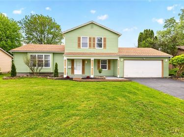 130 Troutbeck Lane, Rochester, NY 14626