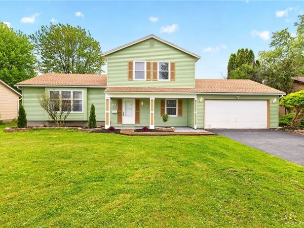 130 Troutbeck Lane, Rochester, NY 14626