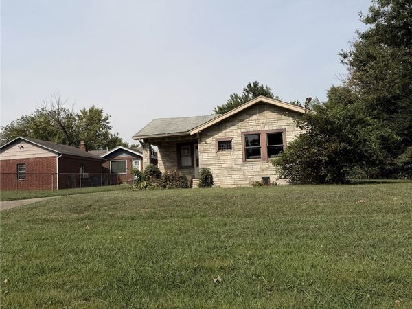 1244 S College Avenue , Tulsa, OK 74104
