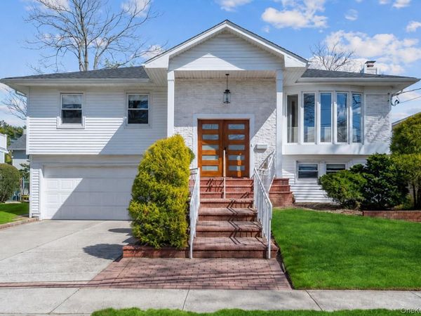 1114 Fordham Lane , Woodmere, NY 11598