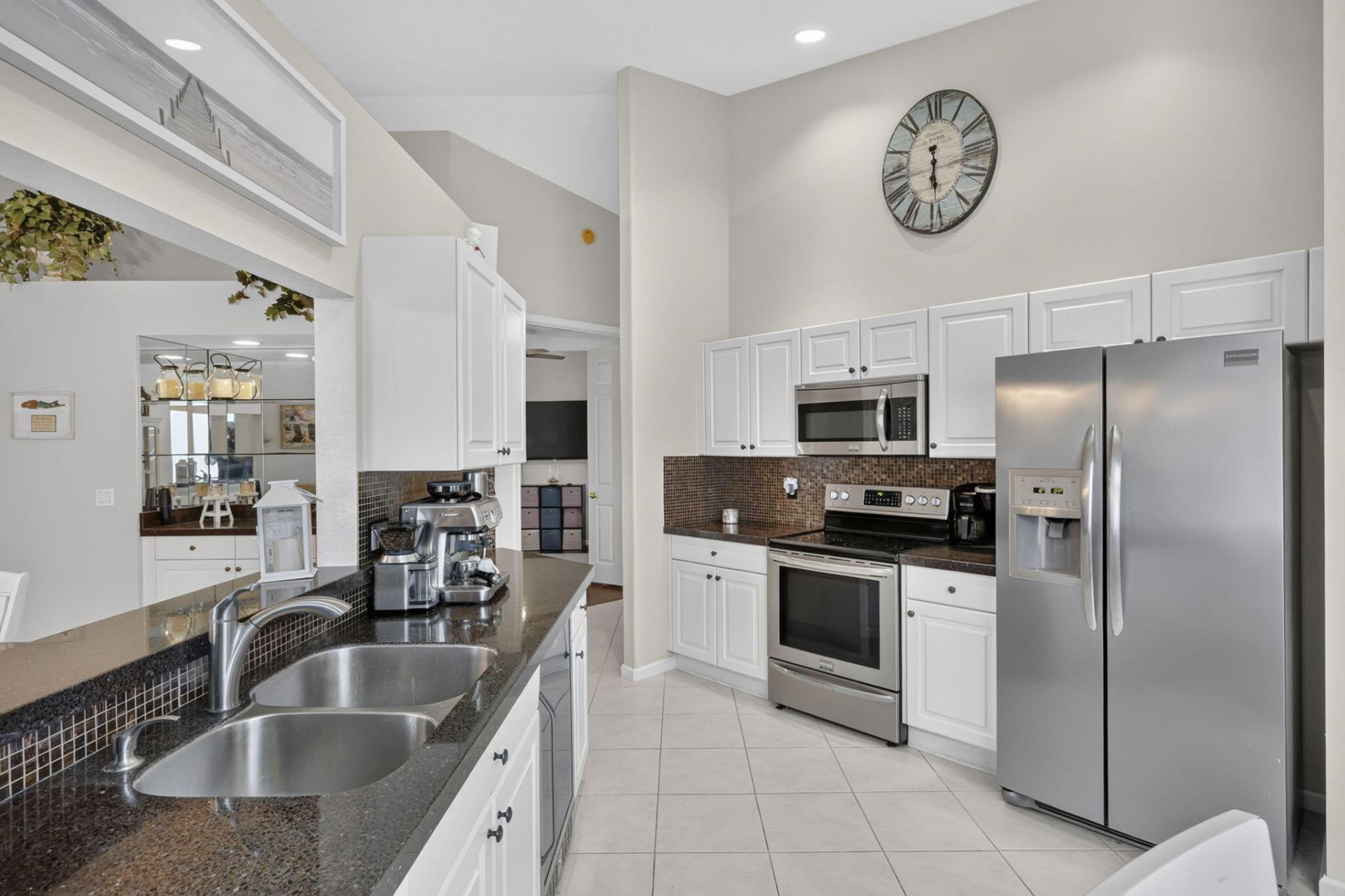 9106 Bay Point Circle, West Palm Beach, FL 33411 Photo