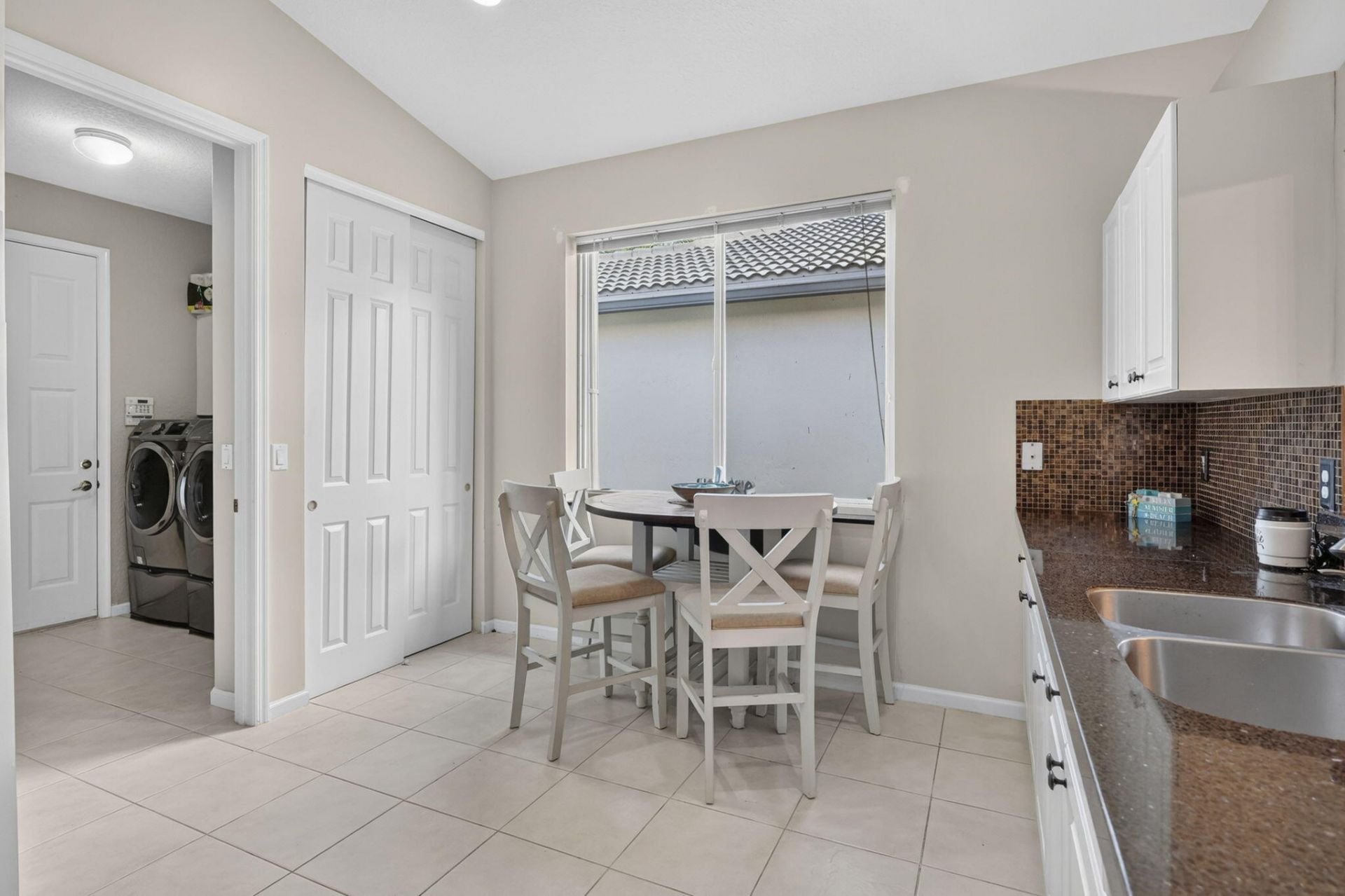 9106 Bay Point Circle, West Palm Beach, FL 33411 Photo