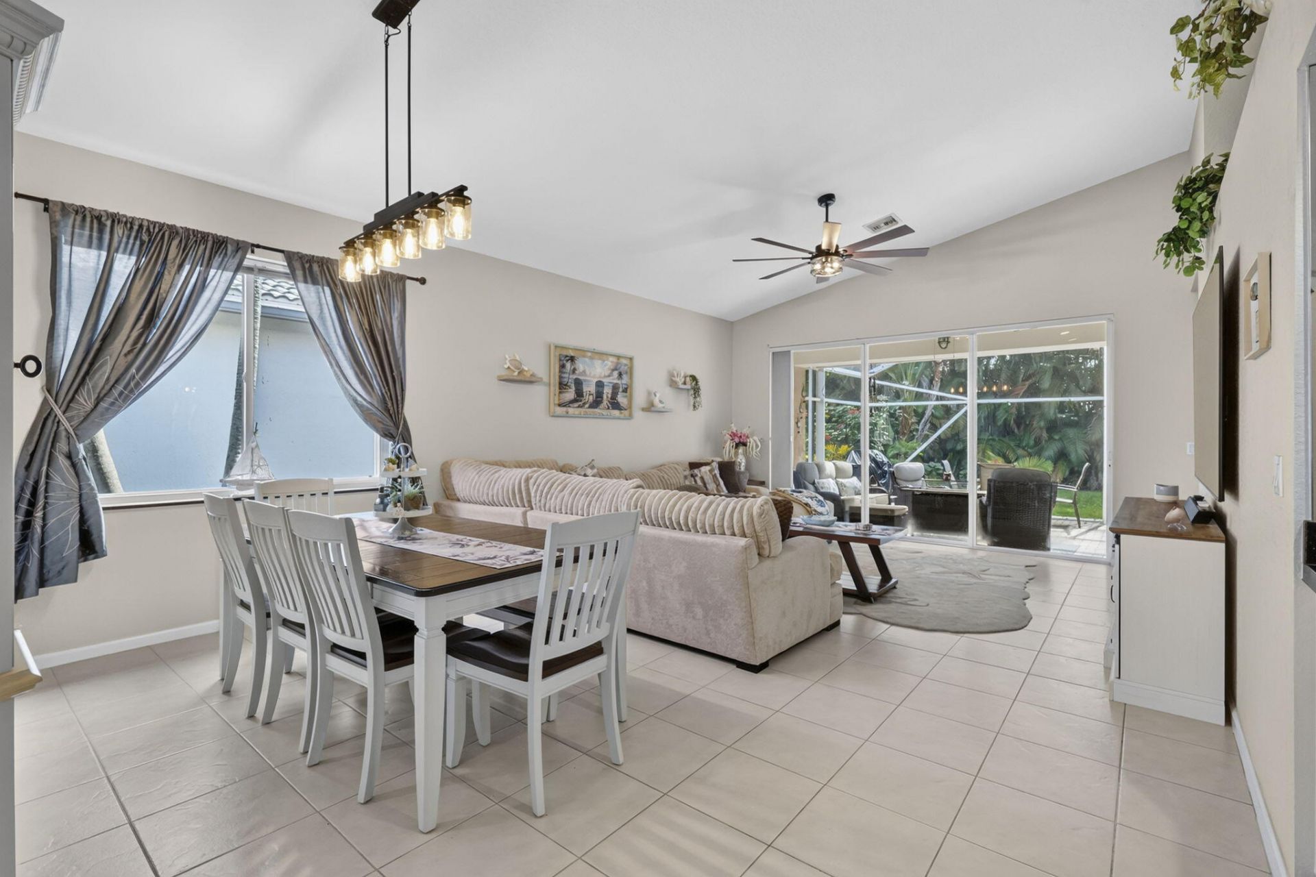 9106 Bay Point Circle, West Palm Beach, FL 33411 Photo