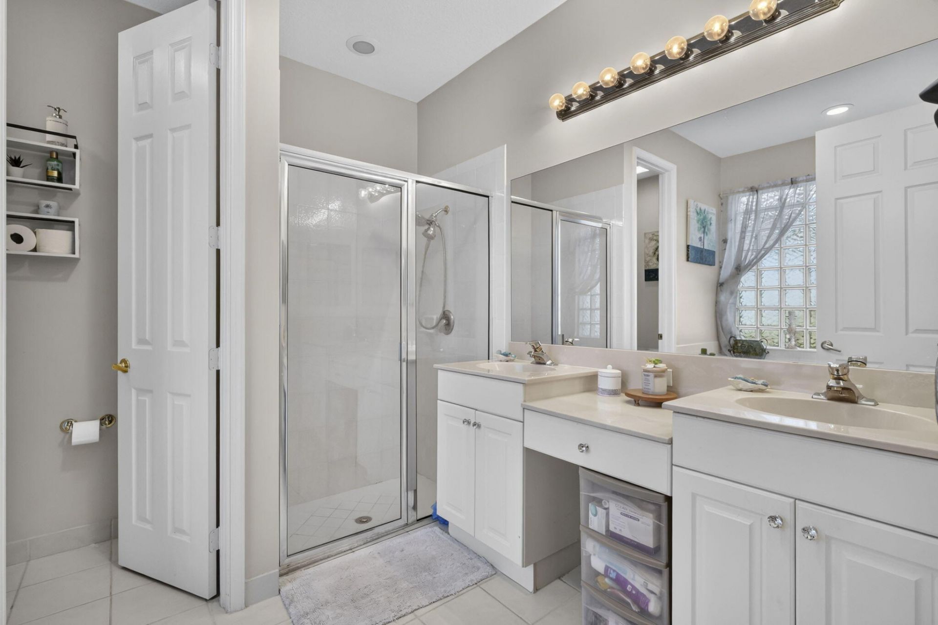 9106 Bay Point Circle, West Palm Beach, FL 33411 Photo
