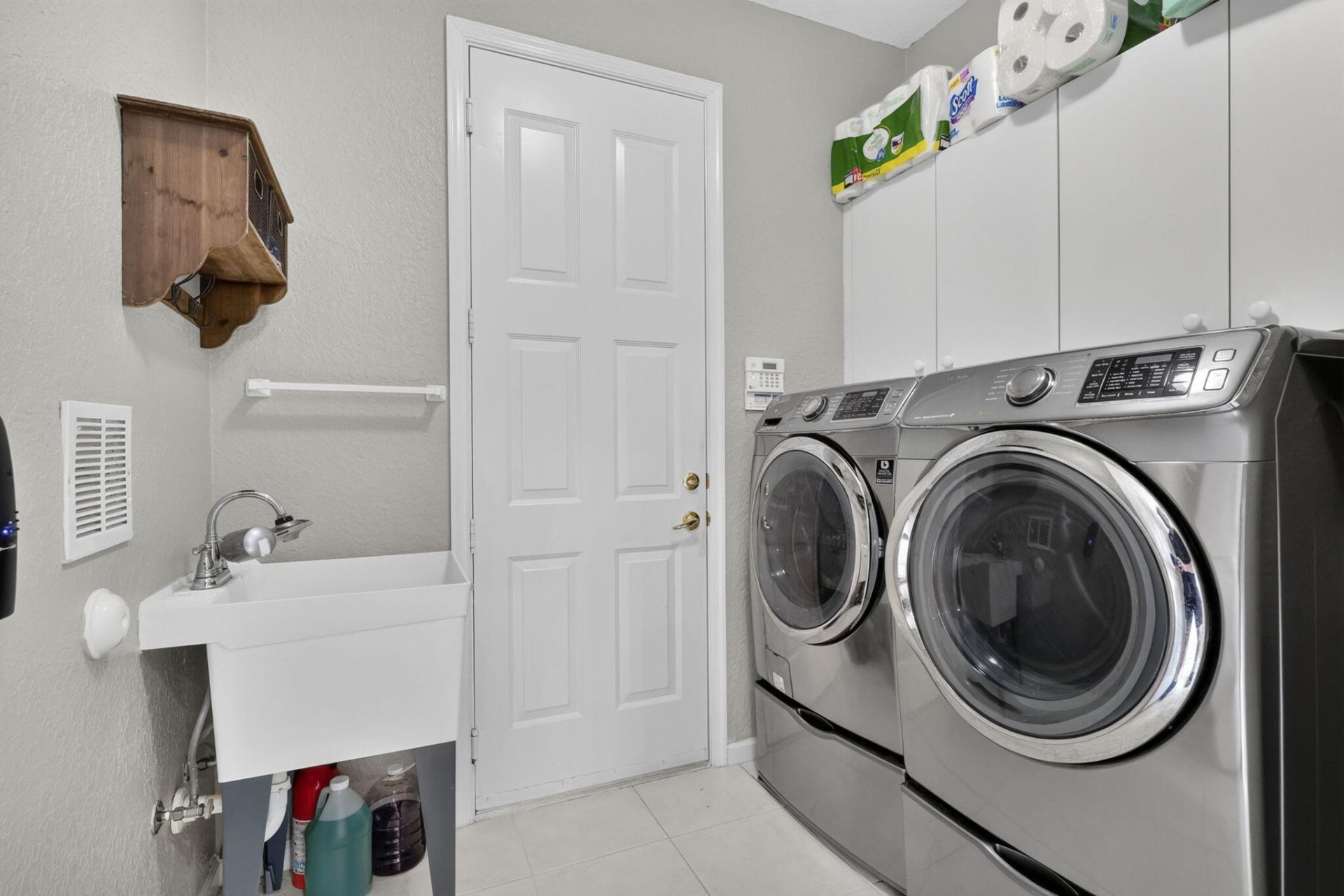 9106 Bay Point Circle, West Palm Beach, FL 33411 Photo