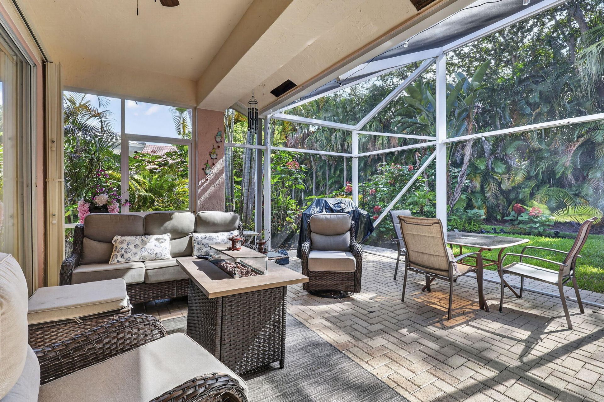 9106 Bay Point Circle, West Palm Beach, FL 33411 Photo