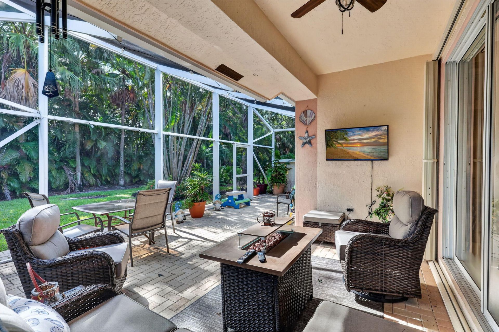 9106 Bay Point Circle, West Palm Beach, FL 33411 Photo
