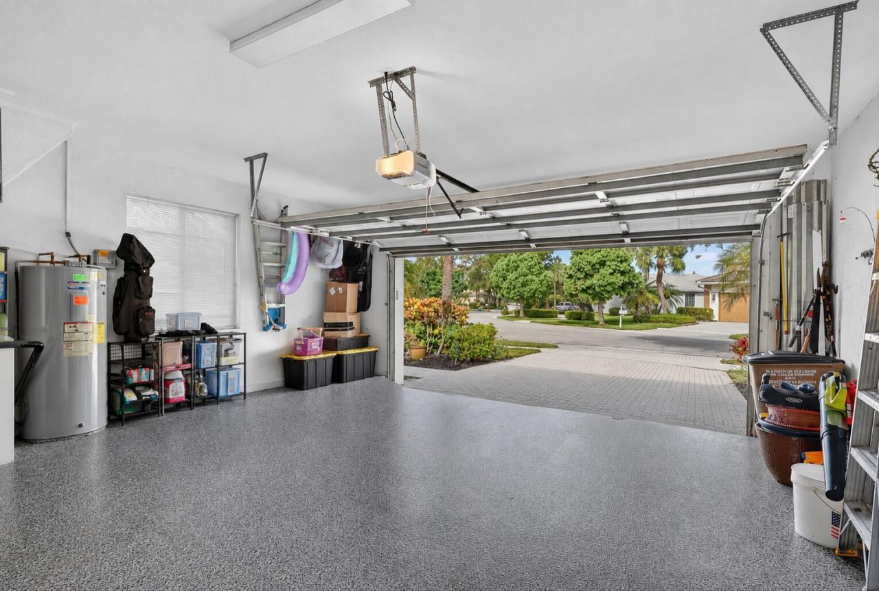9106 Bay Point Circle, West Palm Beach, FL 33411 Photo