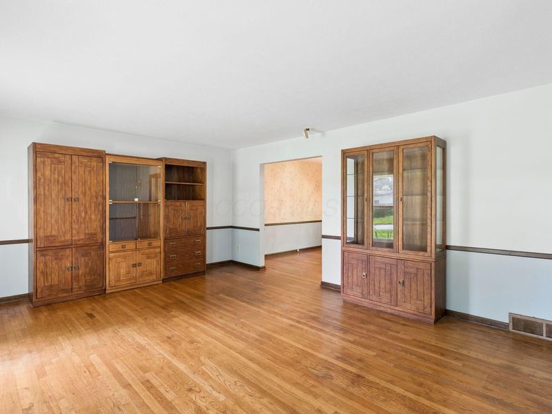 1285 Noe Bixby Road , Columbus, OH 43232 Photo 13
