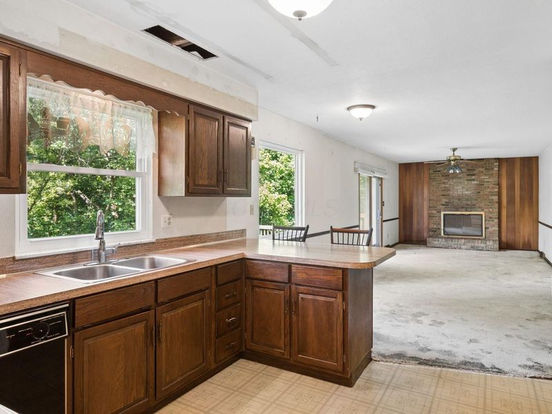 1285 Noe Bixby Road , Columbus, OH 43232 Photo 16
