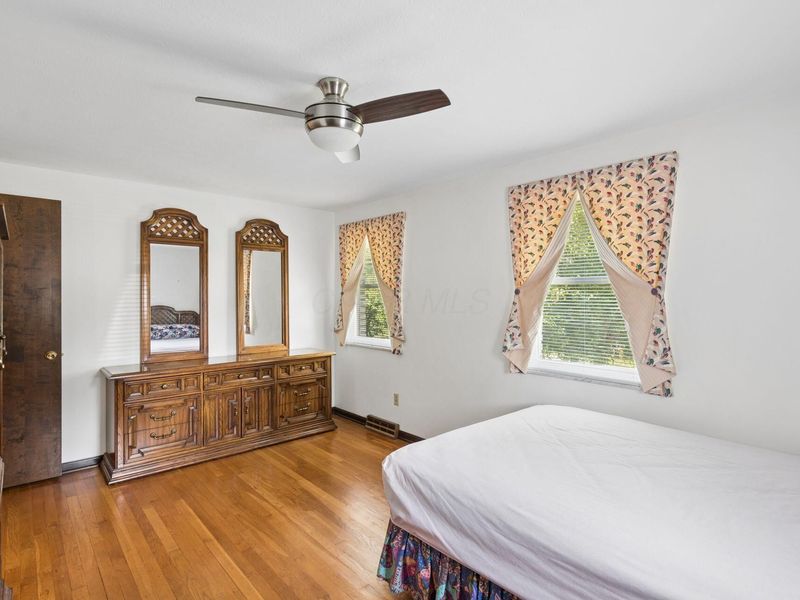 1285 Noe Bixby Road , Columbus, OH 43232 Photo 25