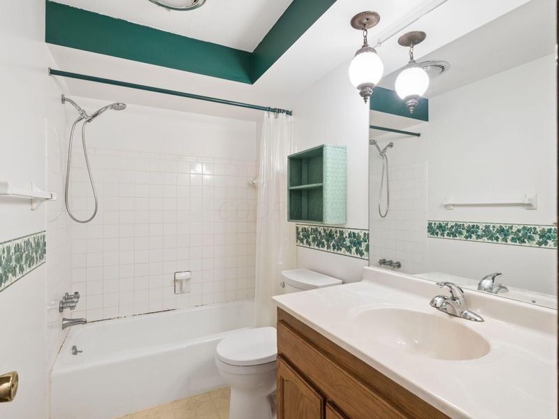 1285 Noe Bixby Road , Columbus, OH 43232 Photo 34
