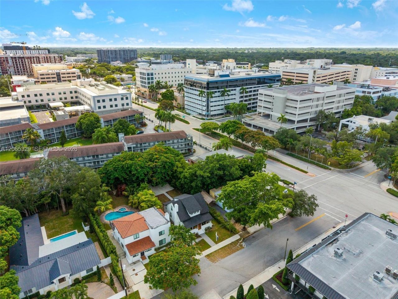 7121 SW 63rd Ave, South Miami, FL 33143 Photo