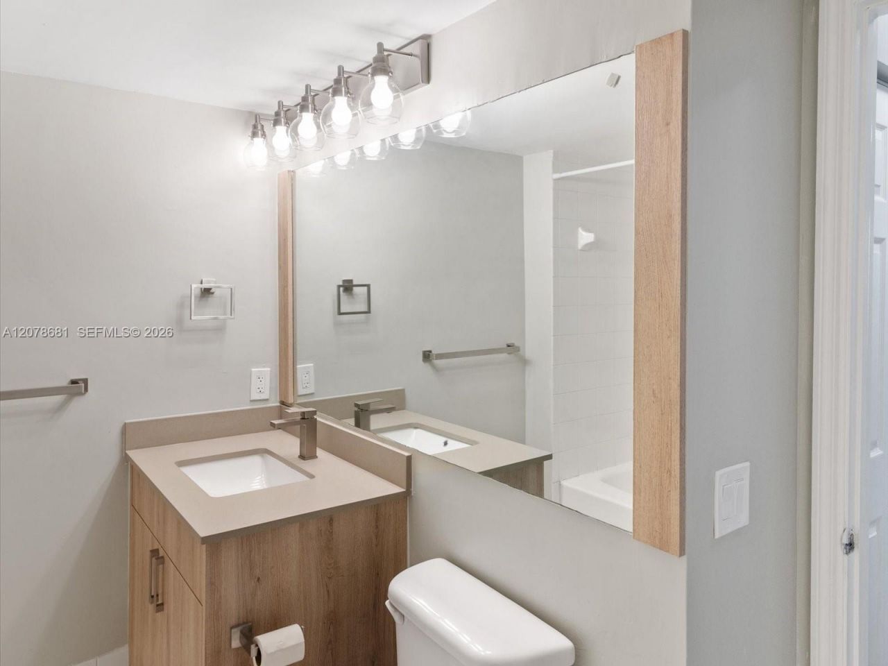 155 NW 96th Ter , Unit 2-303, Pembroke Pines, FL 33024 Photo