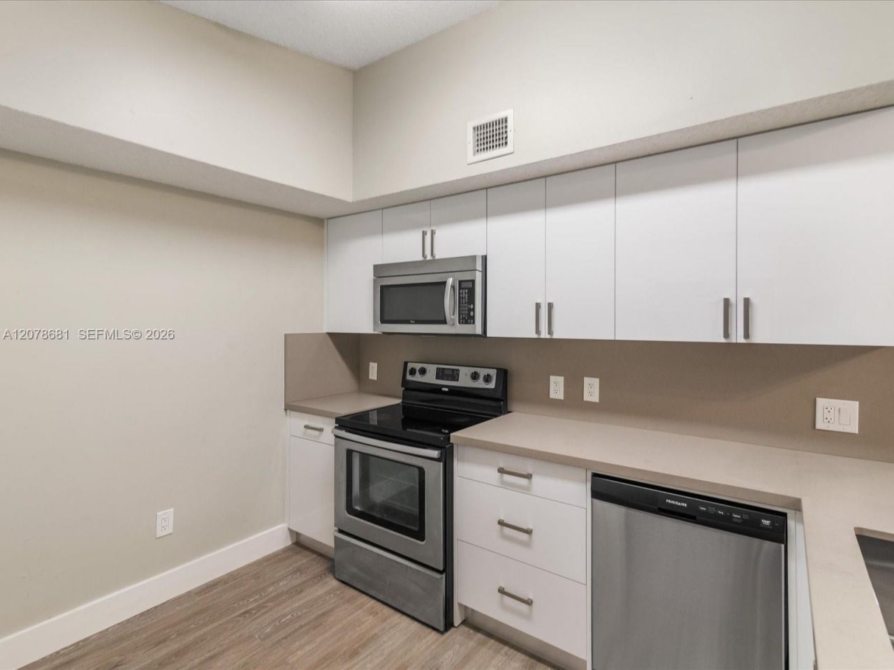 155 NW 96th Ter , Unit 2-303, Pembroke Pines, FL 33024 Photo
