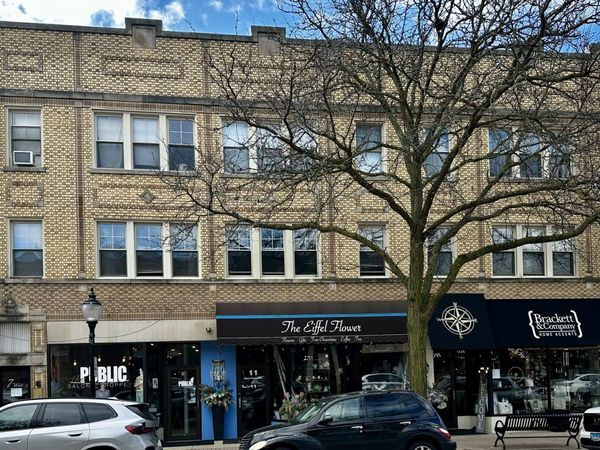 7 W Campbell Street , Unit 3, Arlington Heights, IL 60005