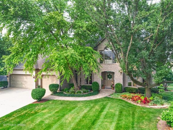 6905 Irish Court, Darien, IL 60561