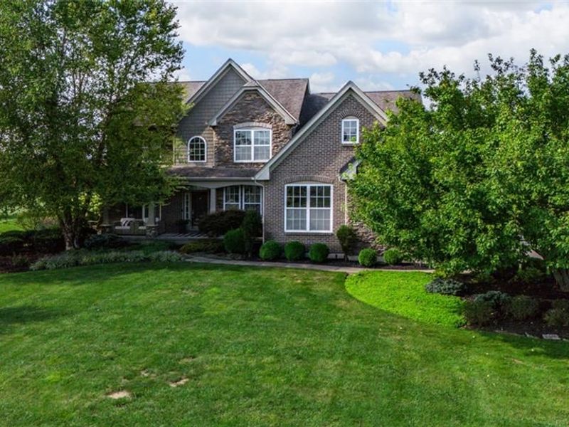 7393 Waterway Drive, Waynesville, OH 45068 Photo 2