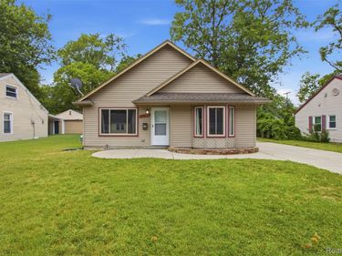 22141 Condon Street , Oak Park, Mi 48237