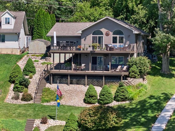11902 N Waldron Road, Jerome, MI 49249