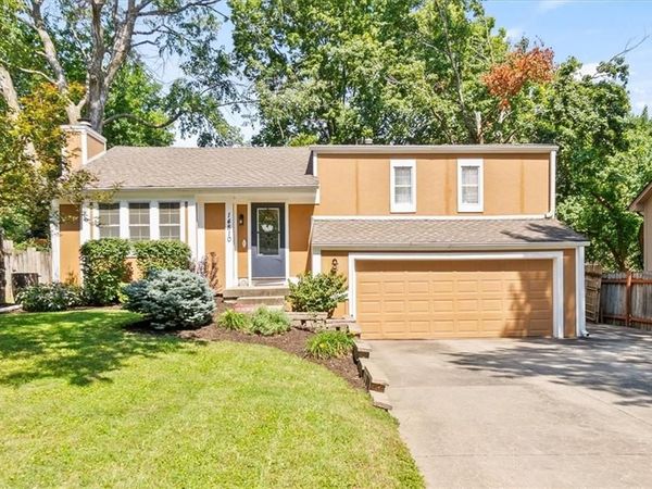14810 W 91st Terrace, Lenexa, KS 66215
