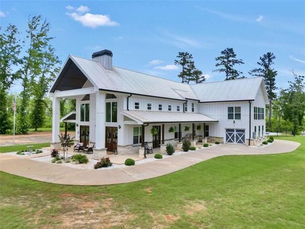 1384 Hopewell Road , Forsyth, GA 31029