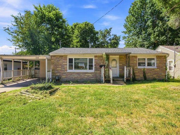 318 E Whiteside Street , Springfield, MO 65807
