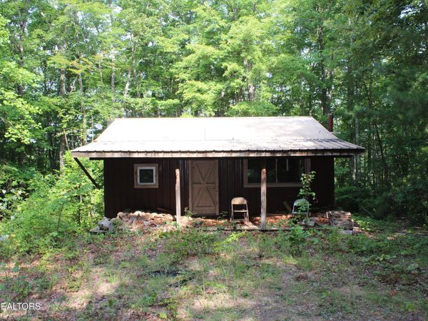 Williams Creek W/O , Jamestown, TN 38556